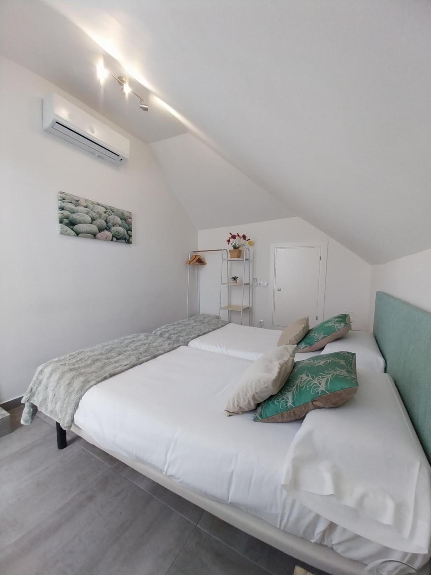 Apartamentos El Marques Málaga Kamer foto