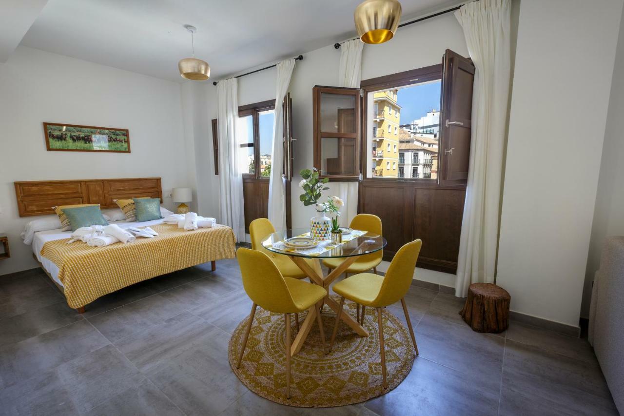 Apartamentos El Marques Málaga Buitenkant foto