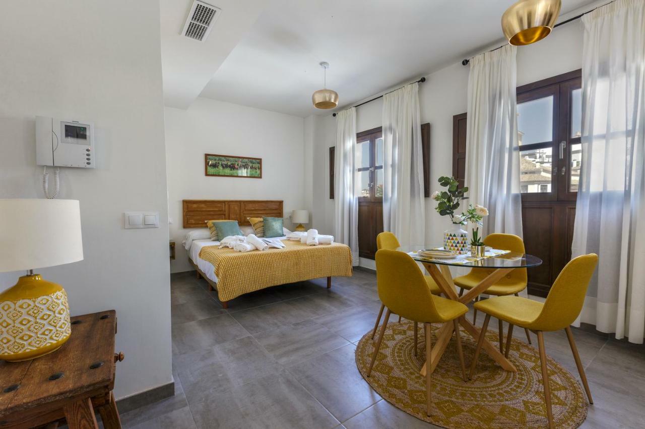 Apartamentos El Marques Málaga Buitenkant foto